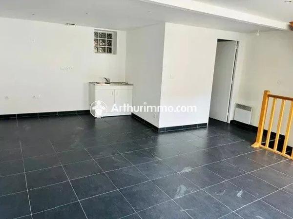Location                                                      Maison de ville
                        
                     3 pièces                      73 m2                     à Ballancourt-sur-Essonne