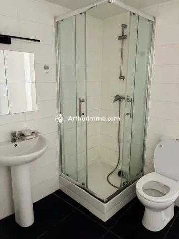 Location                                                      Maison de ville
                        
                     3 pièces                      73 m2                     à Ballancourt-sur-Essonne