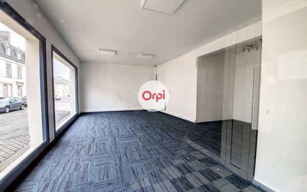 Immeuble à vendre    3 pièces • 126 m2 Questembert