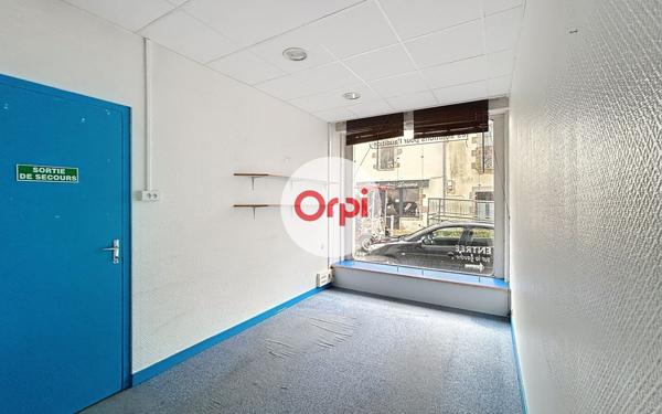 Immeuble à vendre    3 pièces • 126 m2 Questembert