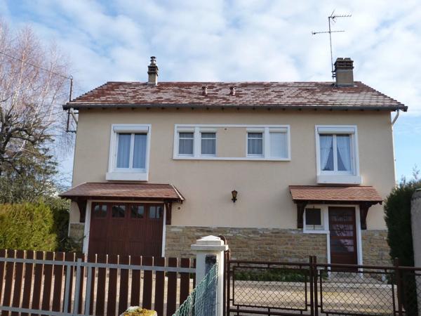 Vente                                                      Maison
                        
                     5 pièces                      105 m2                     à Vierzon
