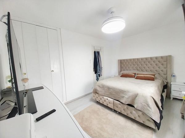 Maison à vendre T7 - Blois - Maison familiale entièrement rénovée à neuve, 5 Chbs