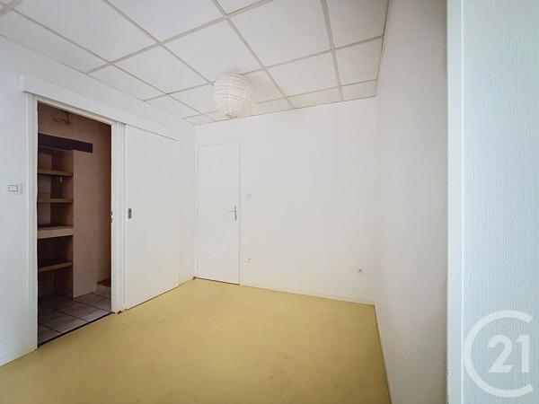 Appartement à vendre  4 pièces - 67,70 m 2   TANINGES  - 74