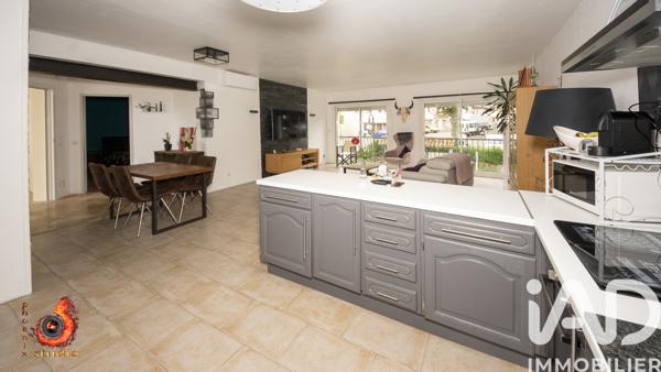 Immeuble à vendre 172 m² Cazaubon