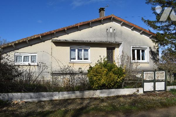 PROPRIETE SITUEE A BRETTES