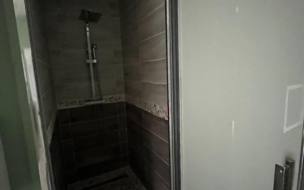 Maison à vendre    3 pièces •  Condren