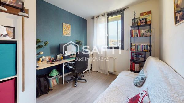 Maison moderne de 6 pièces