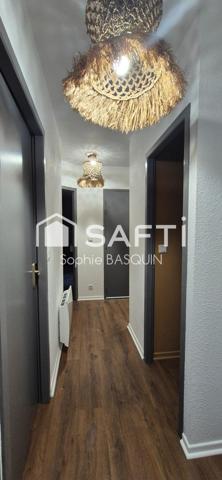 Appartement cœur de ville refait à neuf.