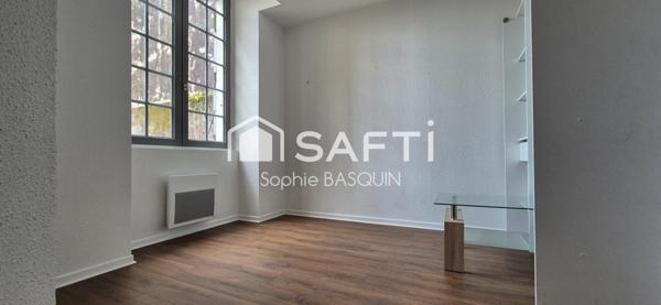 Appartement cœur de ville refait à neuf.