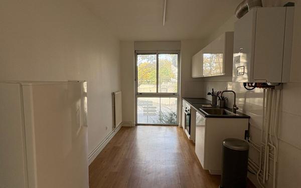 Appartement à vendre    3 pièces • 72,48 m2 Lyon 1