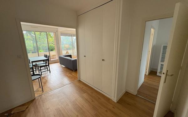 Appartement à vendre    3 pièces • 72,48 m2 Lyon 1