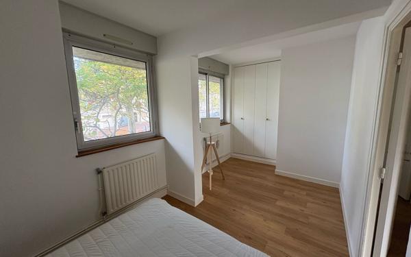 Appartement à vendre    3 pièces • 72,48 m2 Lyon 1