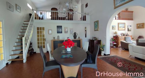 Maison à vendre 7 pièces de 196 m²