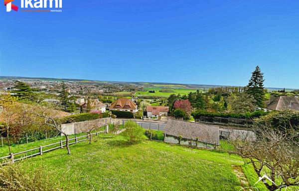 Maison 6 pièces de 138 m2 à Paron (89100)