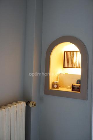 Maison spacieuse avec 3 grandes chambres et garage double dans secteur très calme