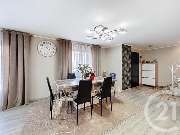 Maison à vendre  6 pièces - 131,06 m 2   AGEN  - 47