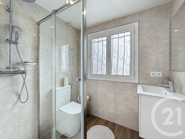 Maison à vendre  6 pièces - 131,06 m 2   AGEN  - 47