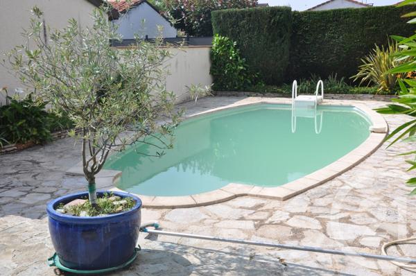 Maison à vendre  6 pièces - 131,06 m 2   AGEN  - 47