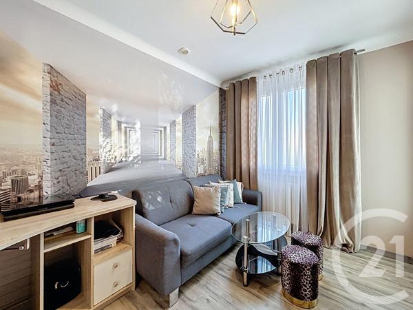 Maison à vendre  6 pièces - 131,06 m 2   AGEN  - 47