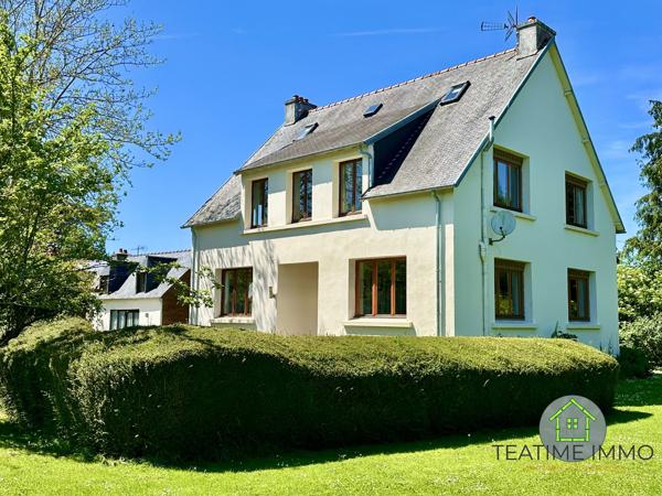 Propriété 6 gîtes en pierre et une maison principale