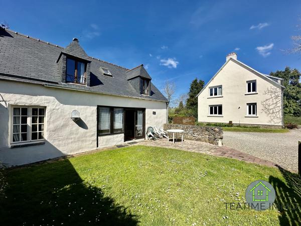 Propriété 6 gîtes en pierre et une maison principale
