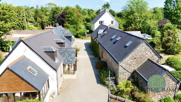 Propriété 6 gîtes en pierre et une maison principale