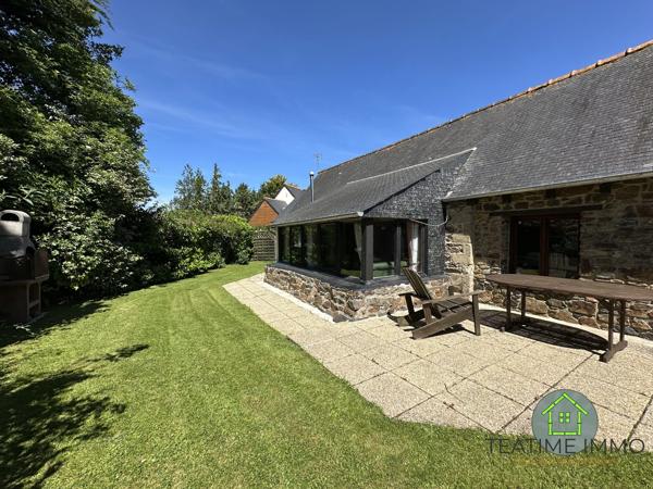 Propriété 6 gîtes en pierre et une maison principale
