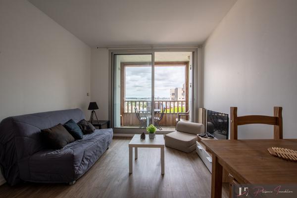 STUDIO ETUDIANT MEUBLE LES MINIMES  La rochelle