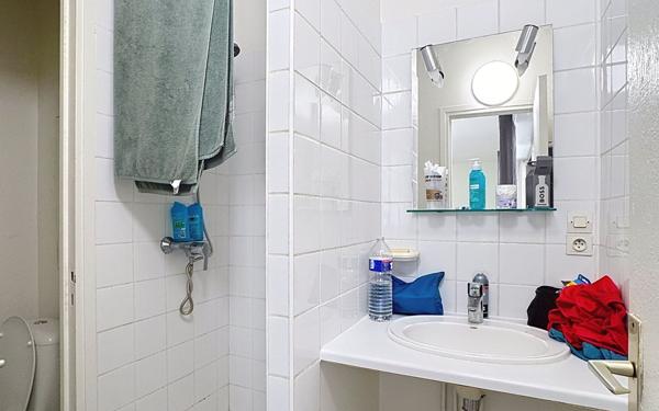 Appartement à vendre    1 pièce • 27,74 m2 Tours