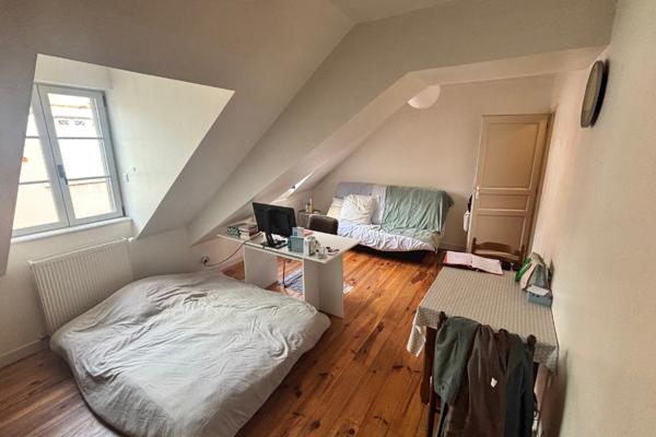 Immeuble  7 pièce(s) 146 m2