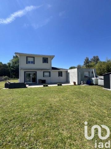 Maison à vendre 6 pièces 131 m² Mérignac