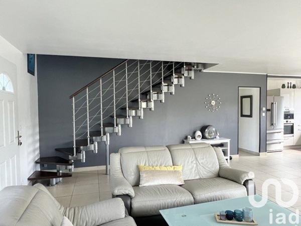 Maison à vendre 6 pièces 131 m² Mérignac