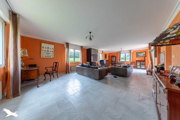 Maison à vendre |  Nesmy |  6 pièces | 190 m²