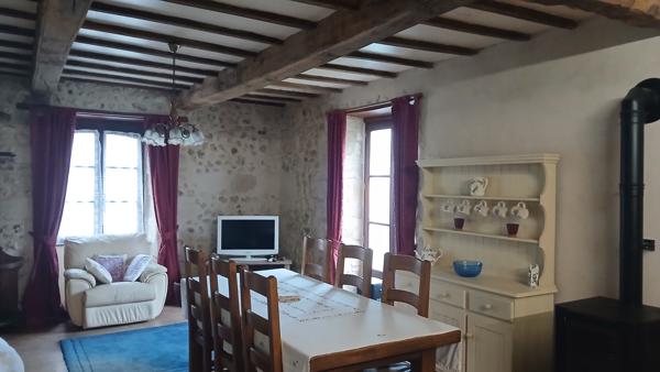 Maison authentique, 4 chambres, cours fermée