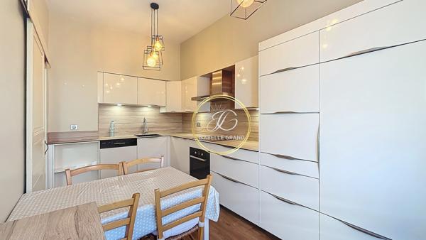 Maison 10 pièces - 196 m²