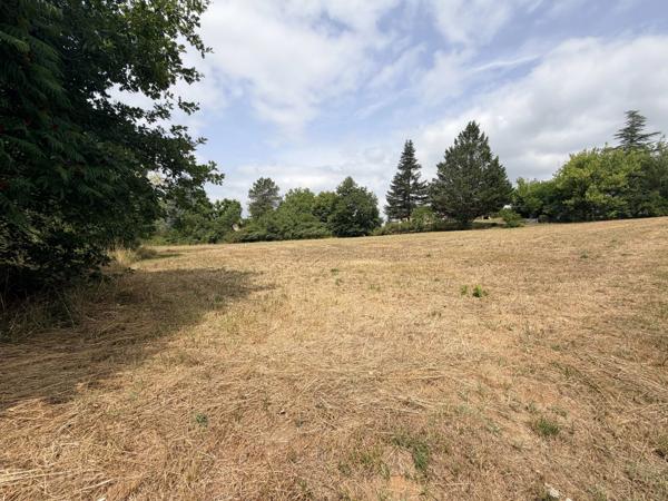 Terrain à bâtir avec CU - Cadre champêtre, à quelques minutes à pied du centre de Cazals