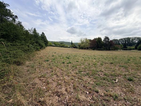 Terrain à bâtir avec CU - Cadre champêtre, à quelques minutes à pied du centre de Cazals