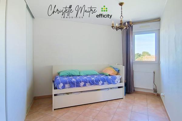Appartement
         4 pièces
        - 91 m² Exclusivité 345 000 € *
