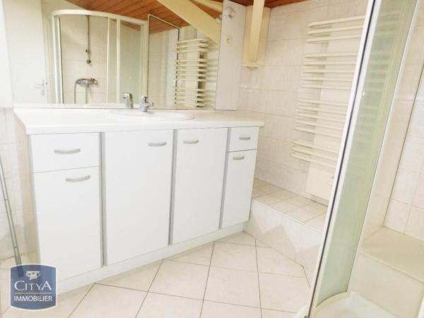 Appartement à louer 3 pièces 68.86m²