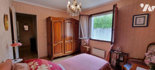 Maison d'habitation de type 3 avec garage érigée sur une parcelle de 365 m² 