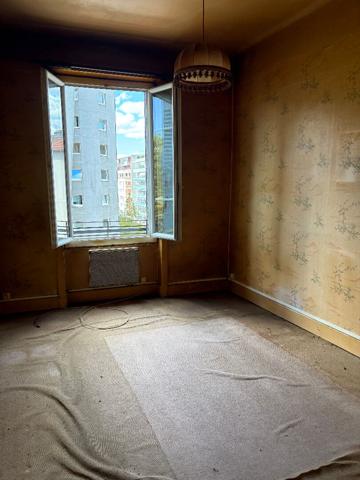 Appartement Lyon 2 pièces à rénover
