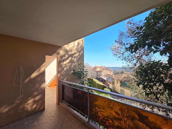 Appartement Grasse 2 pièces 50.97 m2, terrasse