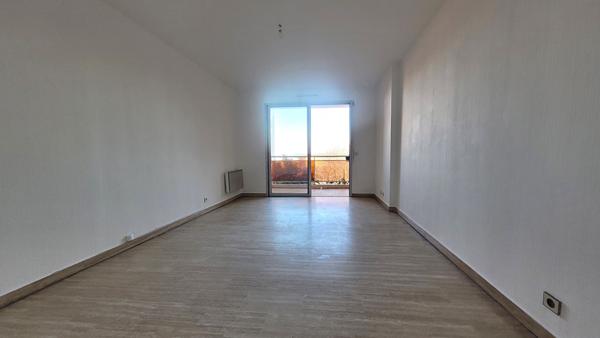 Appartement Grasse 2 pièces 50.97 m2, terrasse