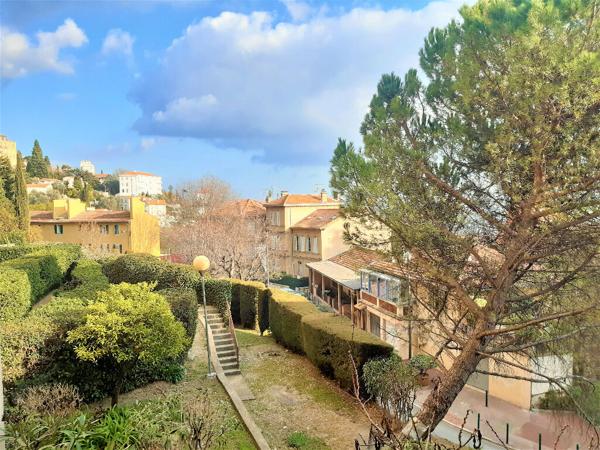 Appartement Grasse 2 pièces 50.97 m2, terrasse