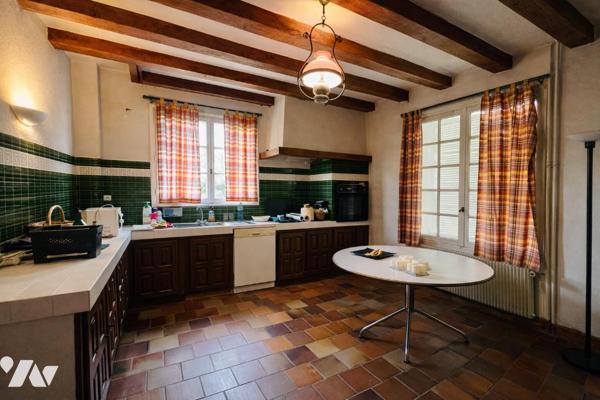 ROCHECORBON – 10 MIN DE TOURS
Maison familiale au cœur des vignes - 5 chambres - Parc de 3 410 m²