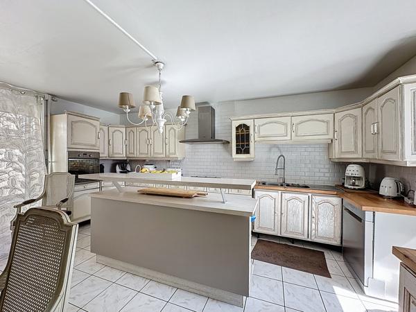 Maison 6 pièces - 190 m²