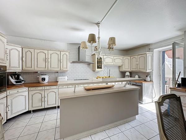 Maison 6 pièces - 190 m²