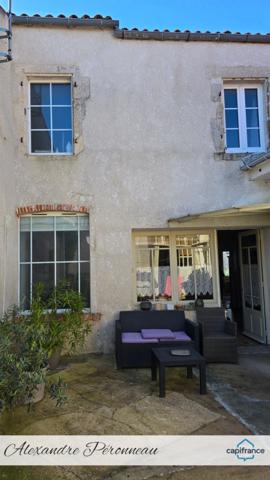 🏡 ENSEMBLE IMMOBILIER : MAISON 4 CH + GARAGE ATELIER – IDÉAL ARTISAN OU PROJET MIXTE – SECTEUR FERRIERES