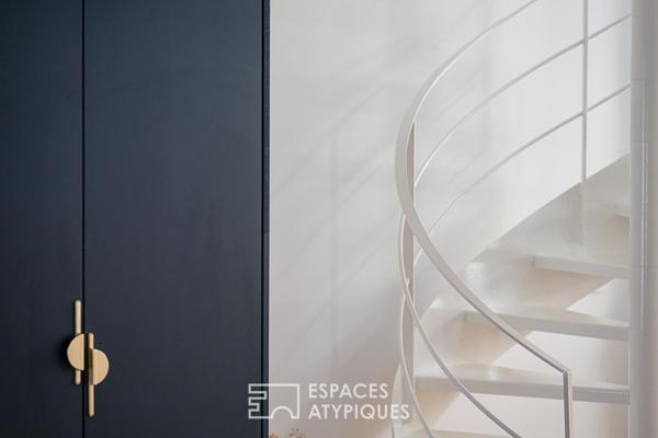 L’échoppe rénovée avec piscine et dépendance