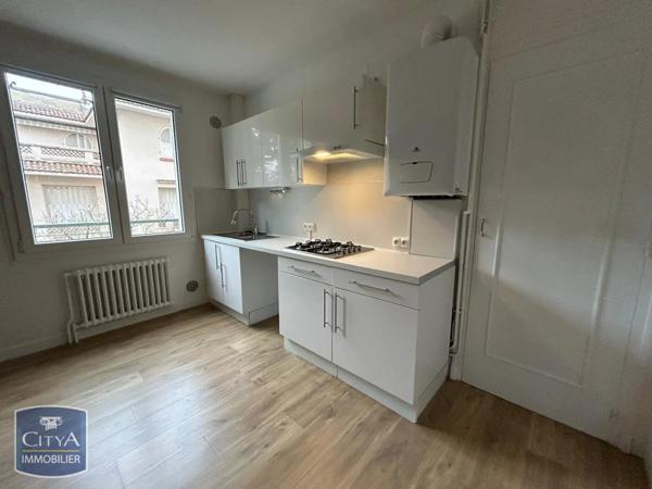 Appartement à louer 3 pièces 76.07m²